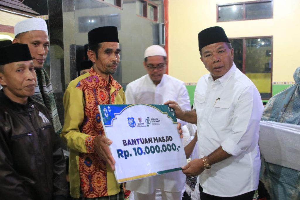 Safari Ramadan, Bupati Bulukumba Andi Utta, ‘Bantuan Mesjid Digilir’