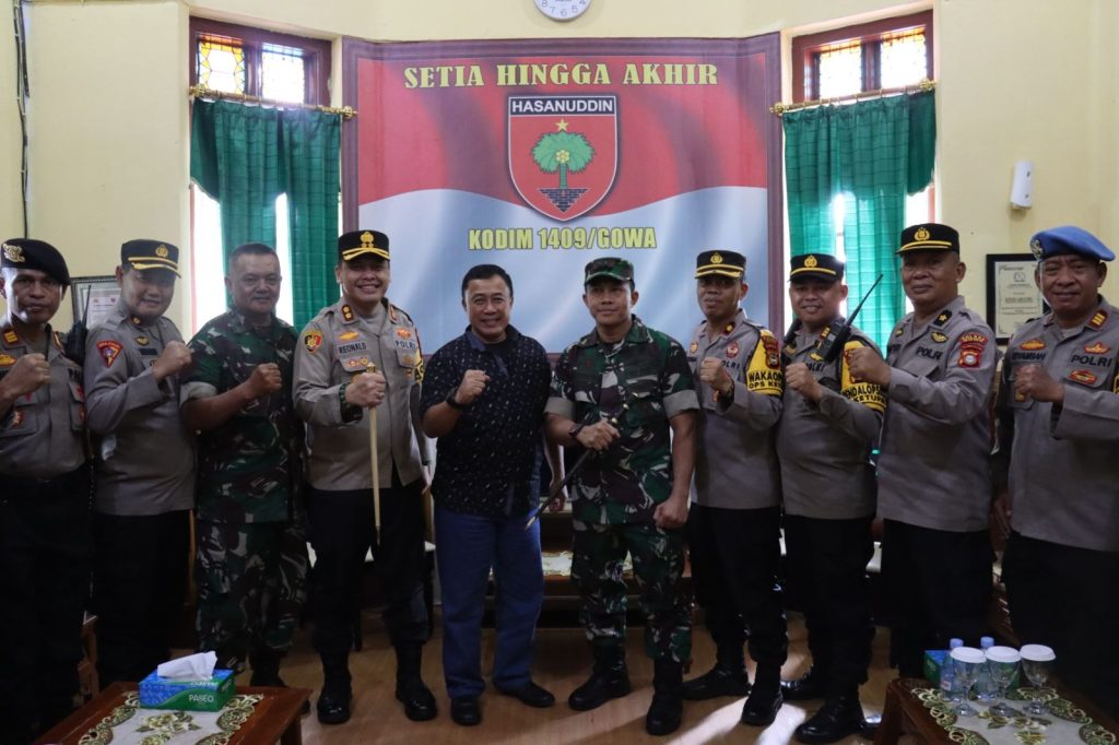 Kapolres Gowa Bersama Personel Kunjungi Markas Komando Kodim 1409 Gowa