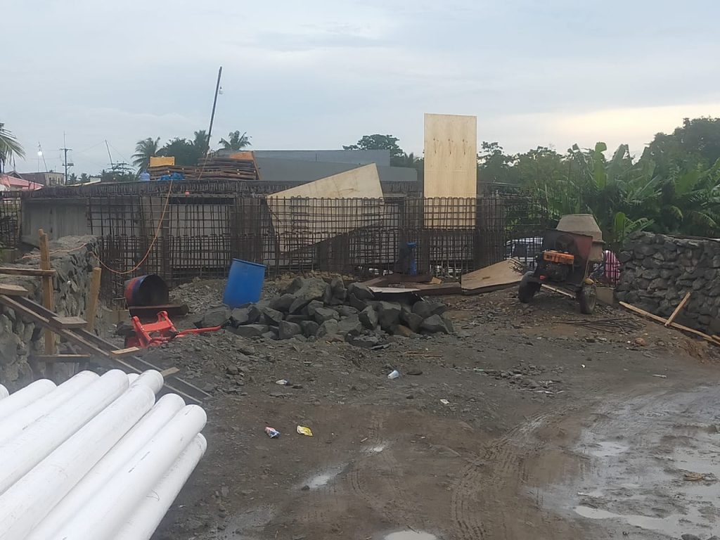 Proyek Jembatan Palattae Kec Kahu Bone “Terbengkalai”
