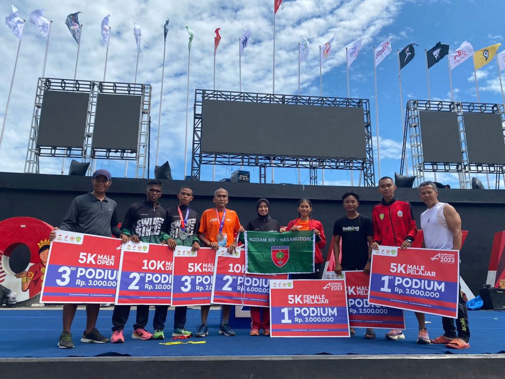 Prajurit Kodam XIV Hasanuddin Sabet Juara Podium di Makassar Half Marathon