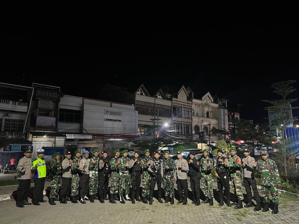 Patroli TNI – Polres Wajo Cipta Kondisi di Kota Sengkang