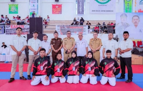 Sekda Barru Hadiri Pembukaan Kejurnas Karate-do Gojukai Jaksa Agung Cup 1