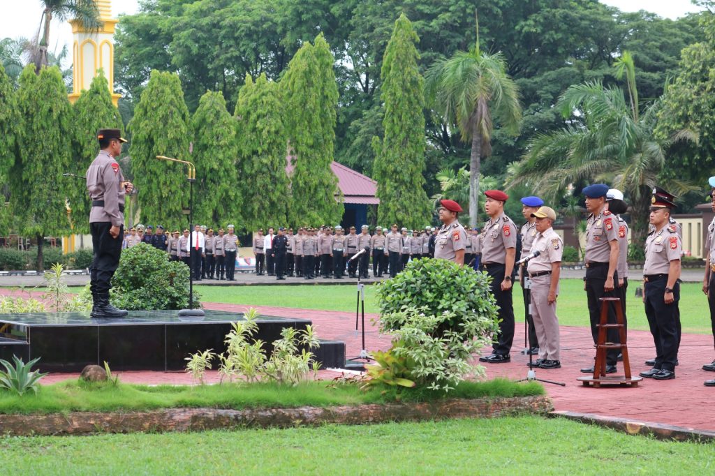 Polda Sulsel Gelar Upacara kenaikan Pangkat 1,551 Personel