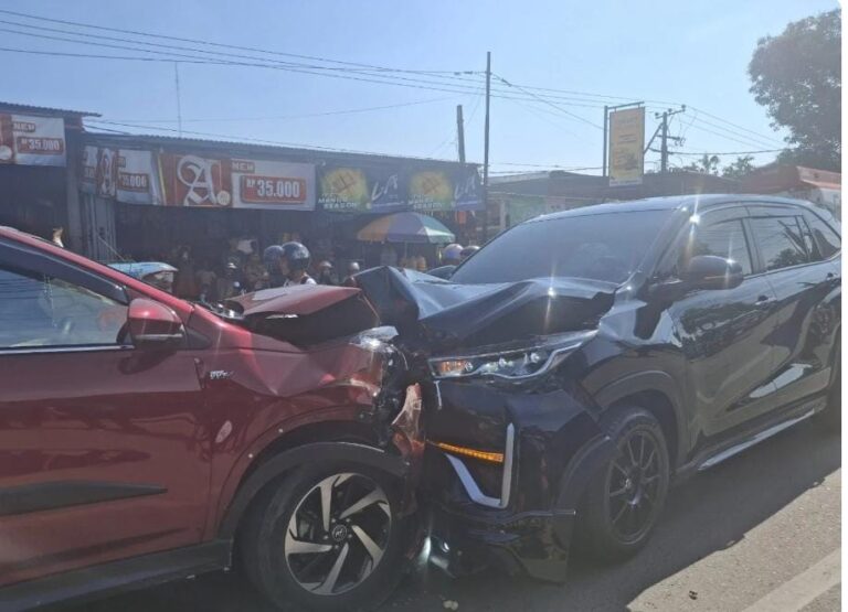 Kecelakaan di Poros Gowa-Takalar Libatkan Mobil Kapolres Gowa