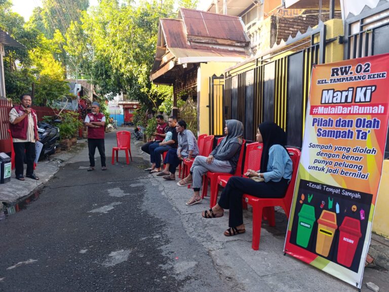 Menuju Kota Sehat, RW 02 Tamparang Keke Kampanyekan Gerakan Pilah Sampah