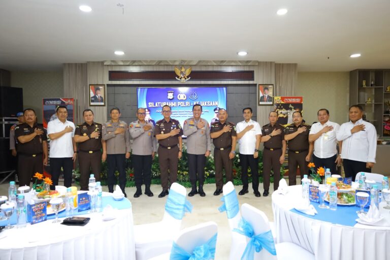 Kapolda Sulsel Gelar Silaturahmi Bersama Kajati Sulsel