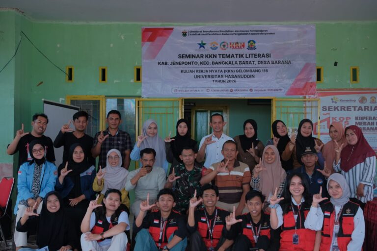 KKN Tematik Literasi Gel. 116 Unhas Paparkan Program Penguatan Budaya Baca di Desa Barana