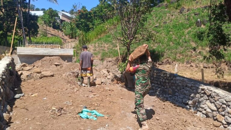 TNI Bersama Warga Percepat Pembangunan Jembatan Beton Tahap V di Dua Wilayah Gowa