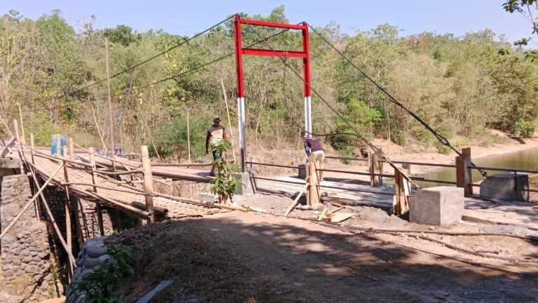 Pembangunan Jembatan Gantung Tahap V di Gowa Capai Lebih dari 80 Persen