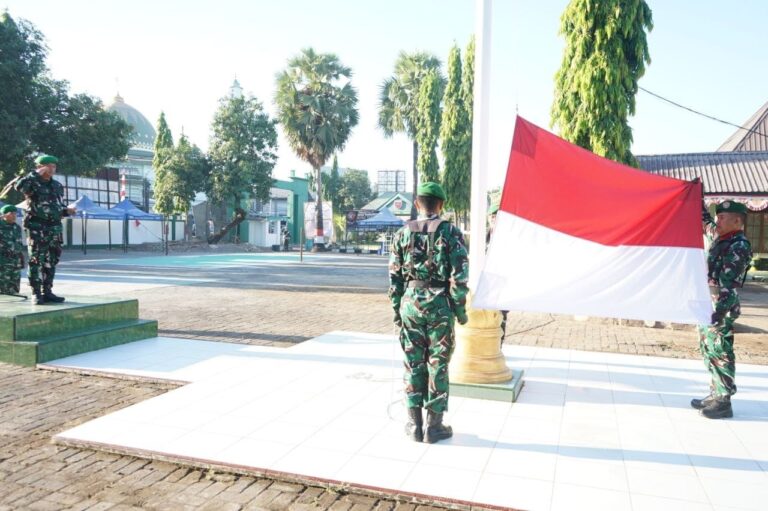 Perkokoh Nasionalisme, Dandim 1409/Gowa Pimpin Upacara Bendera Mingguan
