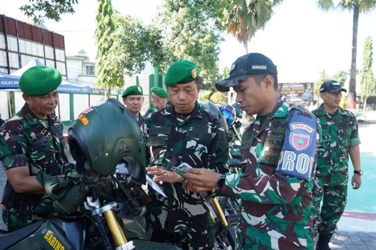 Kodim 1409/Gowa Bersama Subdenpom XIV/1-1 Takalar Gelar Pemeriksaan Berkala Surat Kendaraan