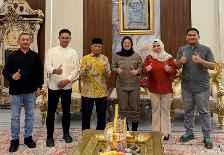 Golkar Merapat ke Bupati Husniah, Ambas Syam: Damai Itu Indah, Pembangunan Harus Jalan