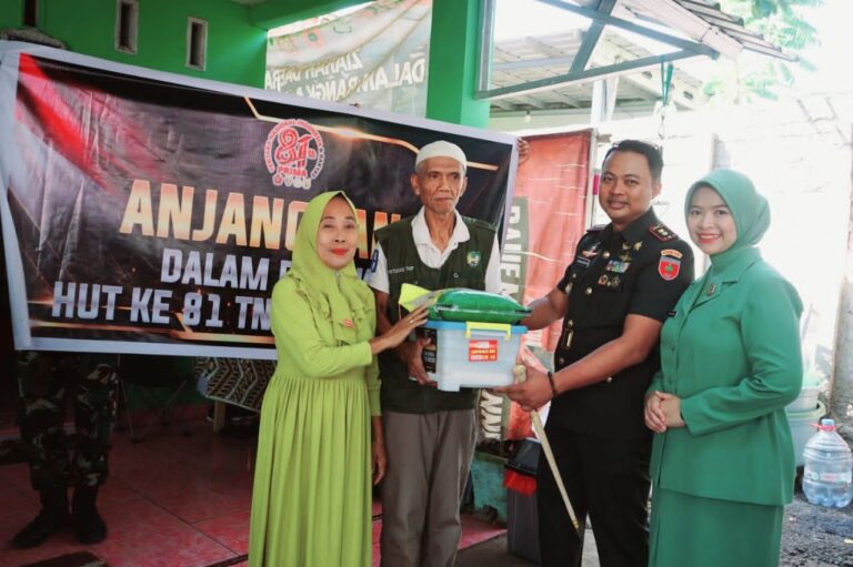 Dandim 1409/Gowa Pimpin Langsung Kunjungan Sosial ke Rumah Pengurus Ormas dan TMP