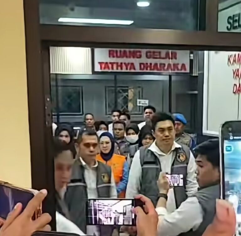 Dari Kursi Bupati ke Ruang Tahanan, Perjalanan Kasus Sitti Husniah Talenrang