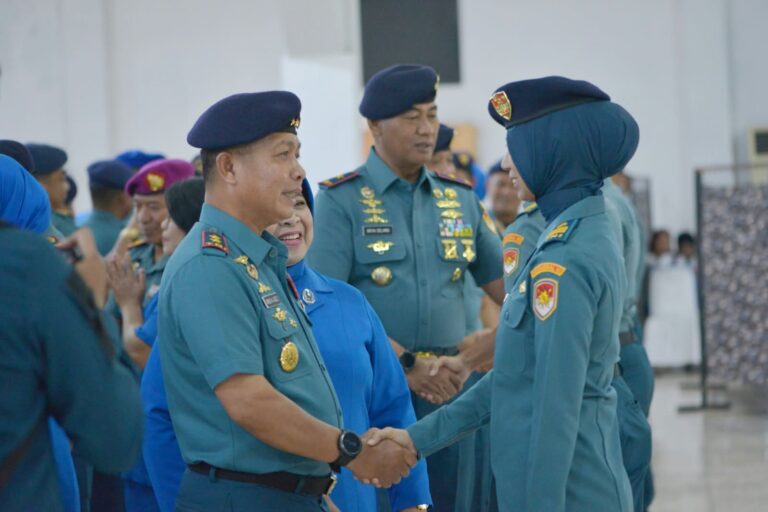 Naik Pangkat, 15 Perwira Kodaeral VI Dituntut Naik Kelas dalam Kepemimpinan