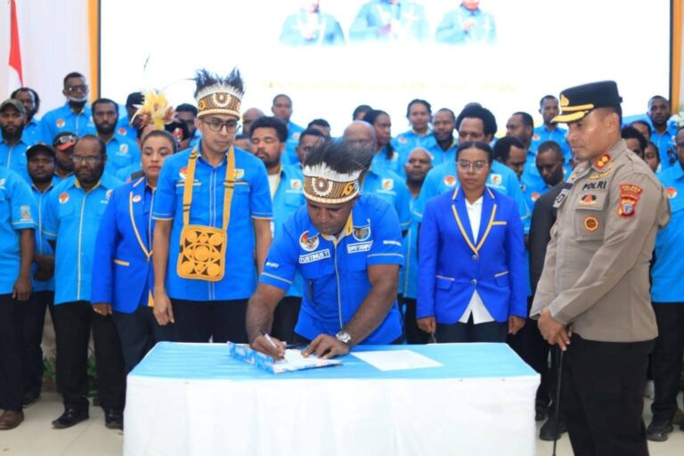 Kencangkan Barisan, DPD I dan DPD II KNPI Papua Tengah Tegaskan Yustinus Tebai sebagai Ketua