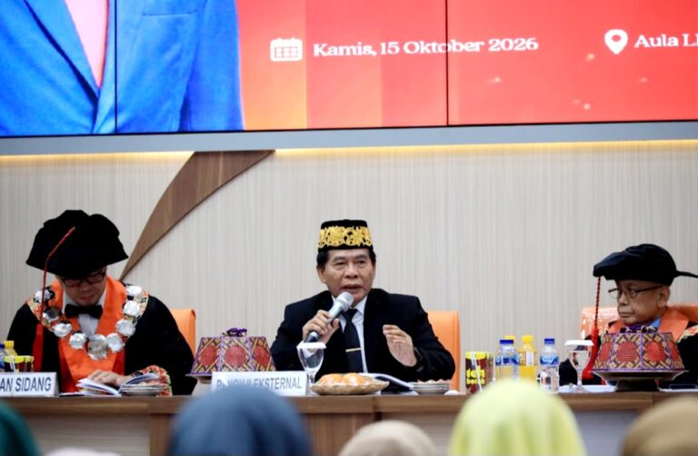 Gubernur Kaltara Hadir Sebagai Penguji Sidang Doktor di Unhas
